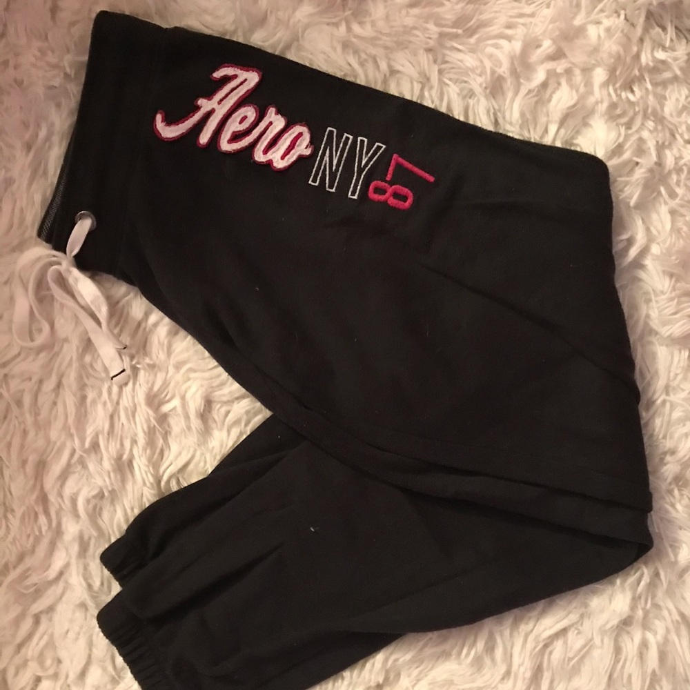 Aeropostale’s sweats - Picture 1 of 1
